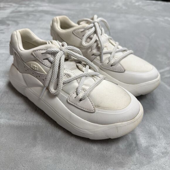 UGG Women’s Size 6.5 CA805 Low Top Sneakers White Leather Mesh Chunky Casual Sho - Picture 1 of 10